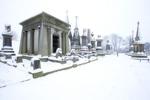 undercliffe illingworth tomb  jan 7 2011 sm.jpg